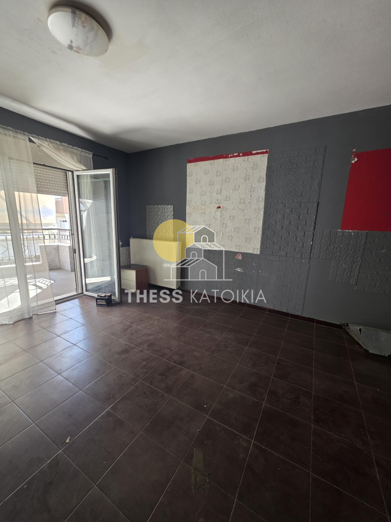 property-img