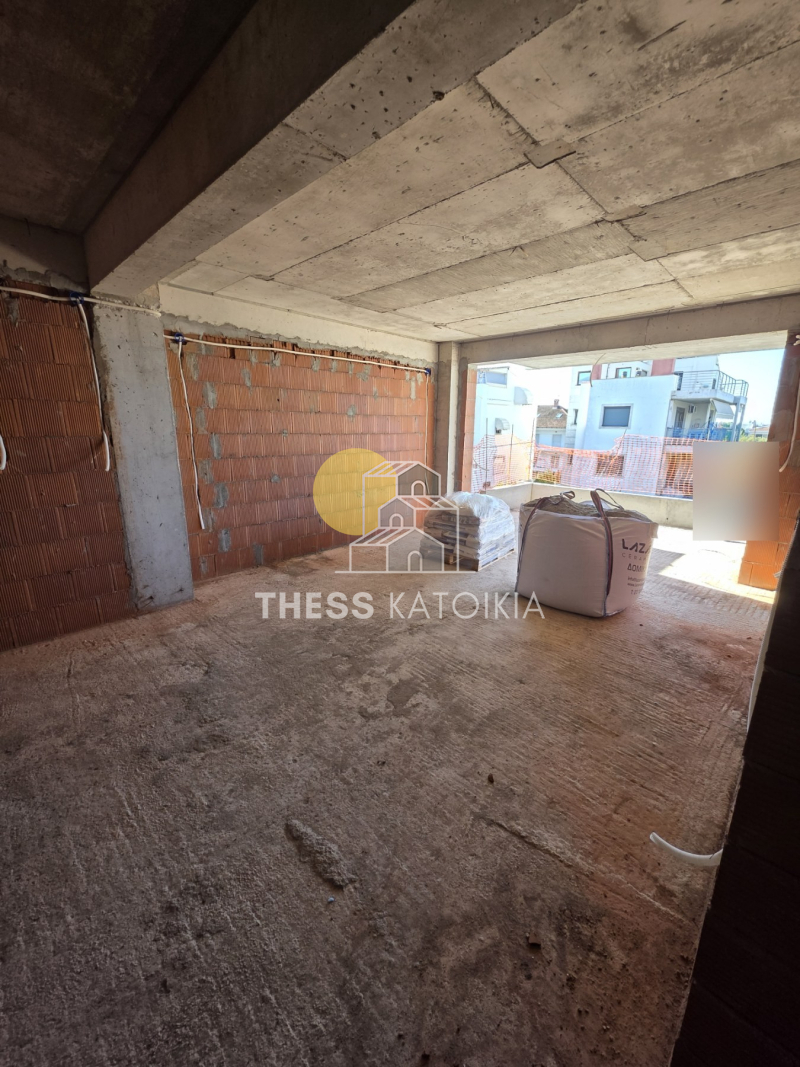 property-img